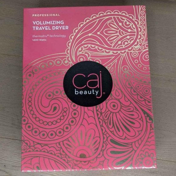 Caj Volumizing Travel Blow Dryer for Hair Styling - Picture 8 of 10